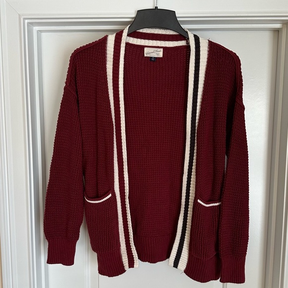 NWOT Universal Thread Maroon and Beige Chunky Knit Cardigan Size XS - Picture 1 of 5